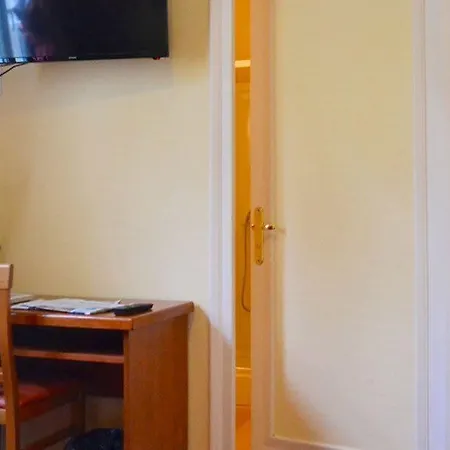 Grand De La Gare Évreux