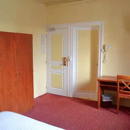 Grand De La Gare 2* Évreux